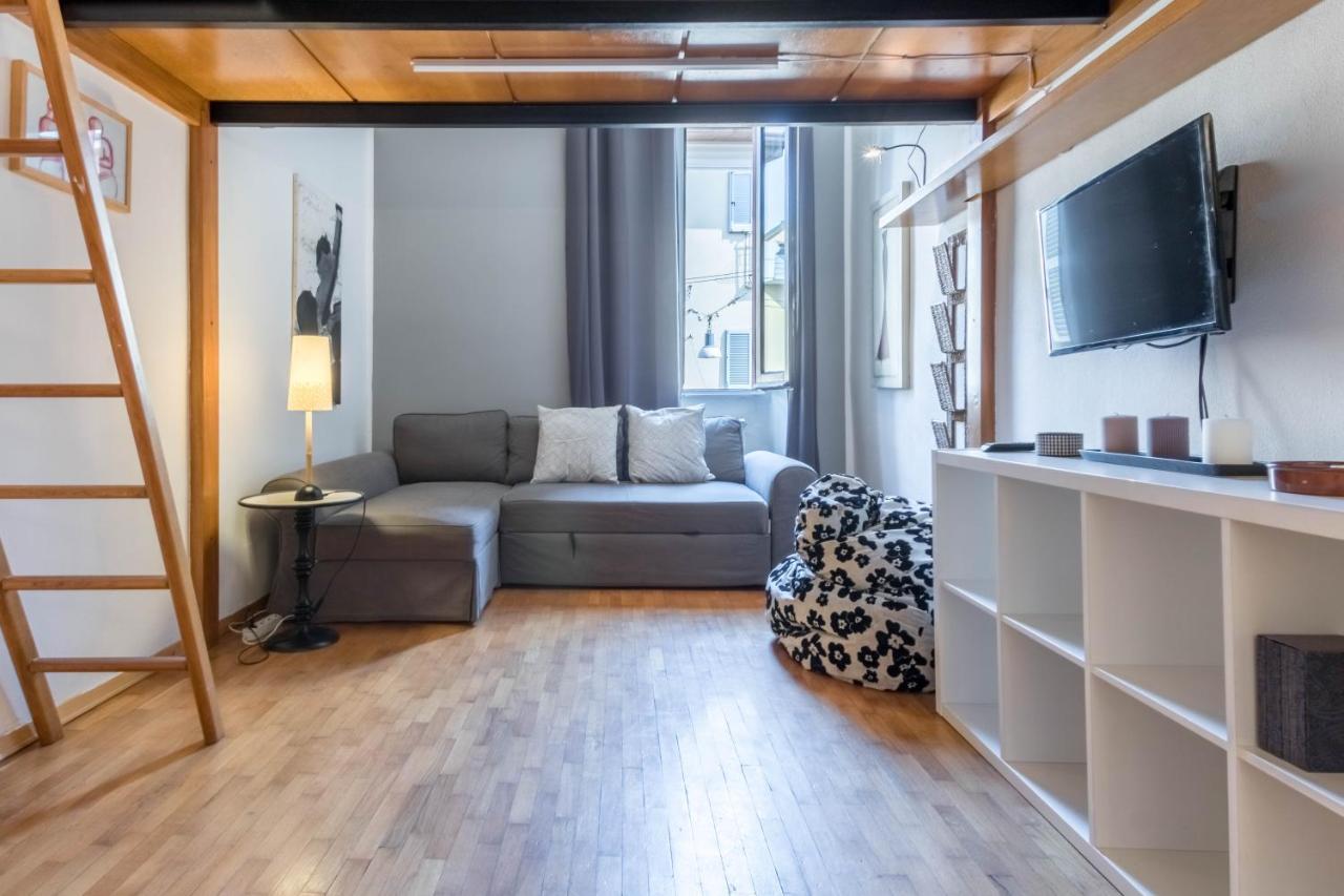 ミラノJoivy Splendid Flat In Perfect Centreアパートメント エクステリア 写真